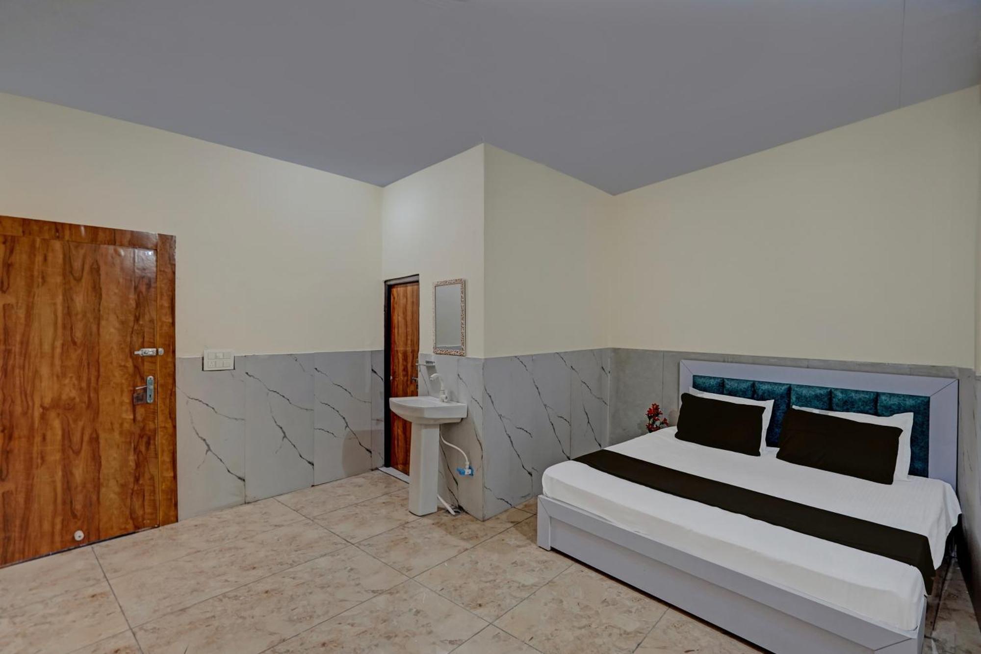 Hotel O Abhinav Hotel نويدا المظهر الخارجي الصورة