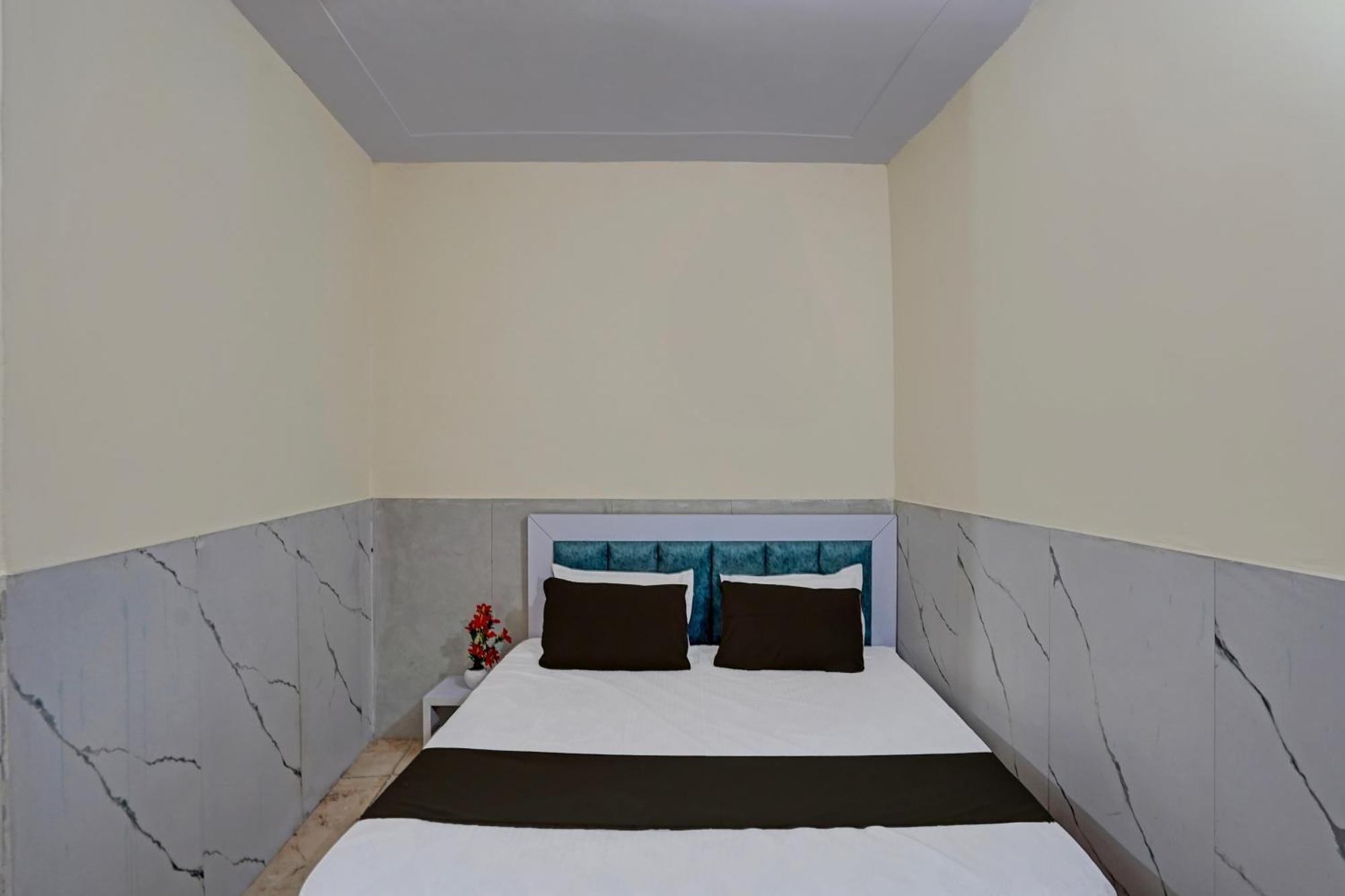 Hotel O Abhinav Hotel نويدا المظهر الخارجي الصورة